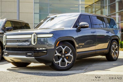 2024 Rivian R1S Adventure