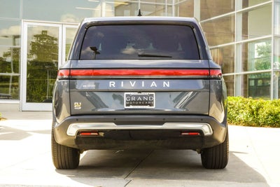 2024 Rivian R1S Adventure