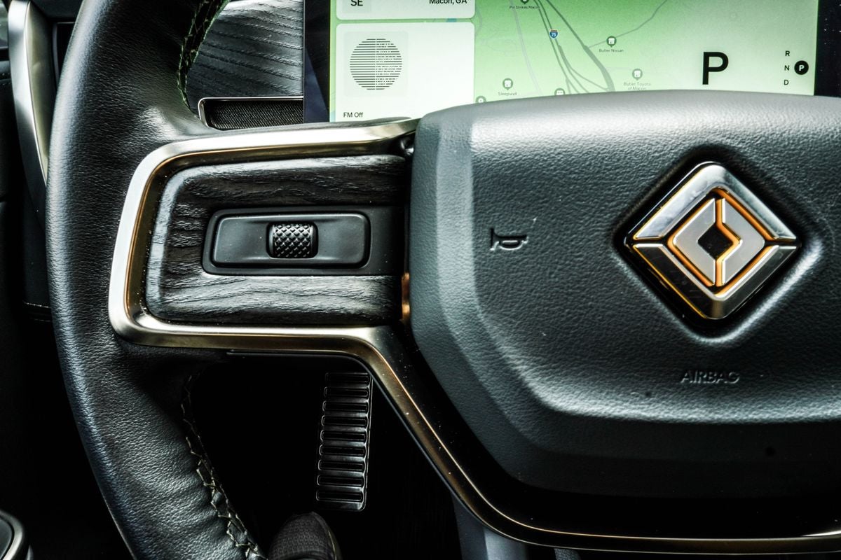 2024 Rivian R1S Adventure