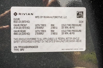 2024 Rivian R1S Adventure