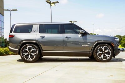2024 Rivian R1S Adventure