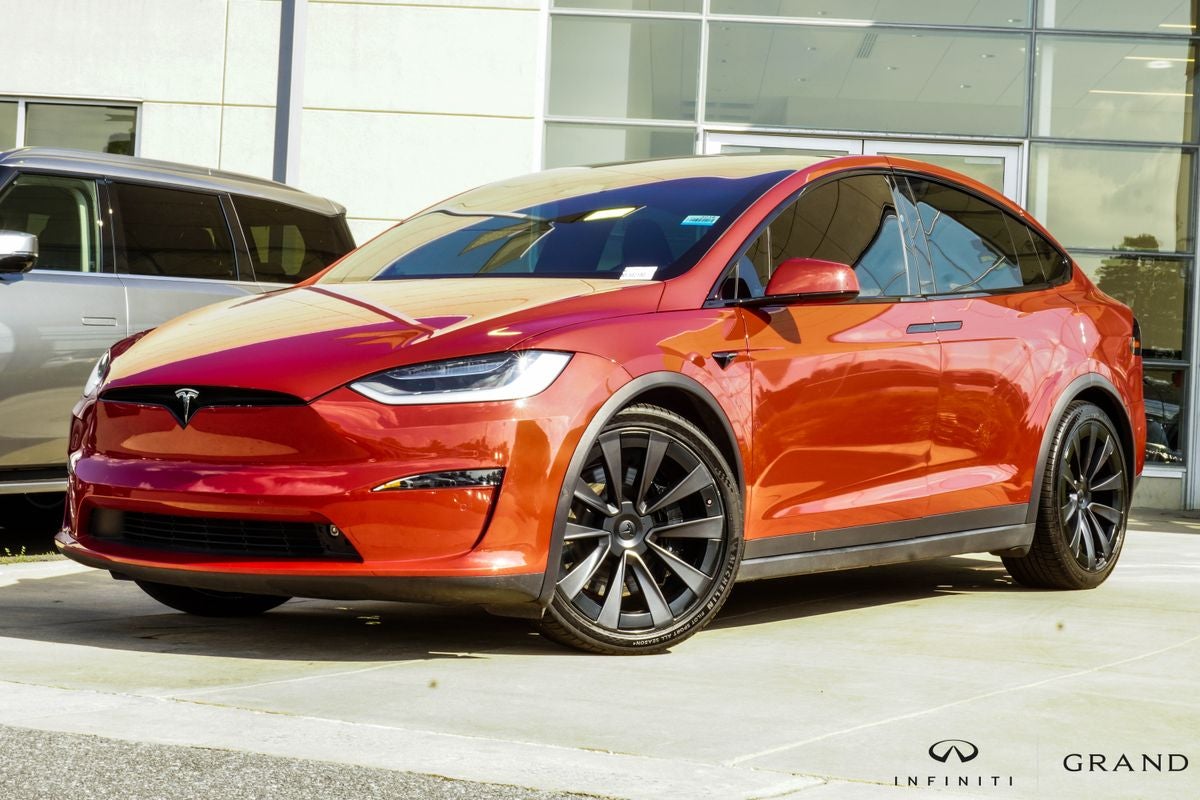 2022 Tesla Model X Plaid
