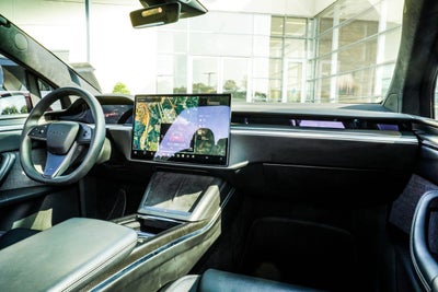 2022 Tesla Model X Plaid