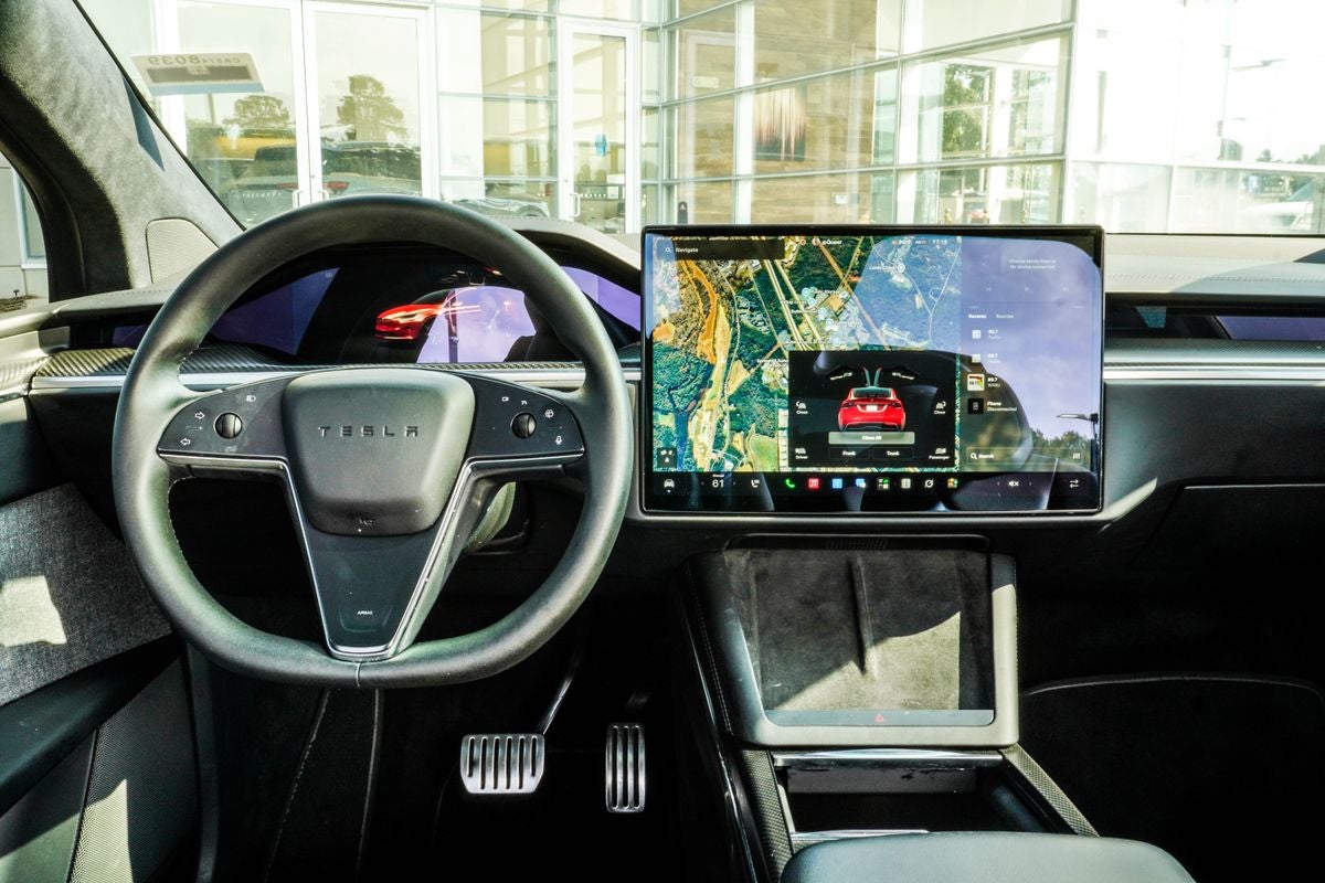 2022 Tesla Model X Plaid