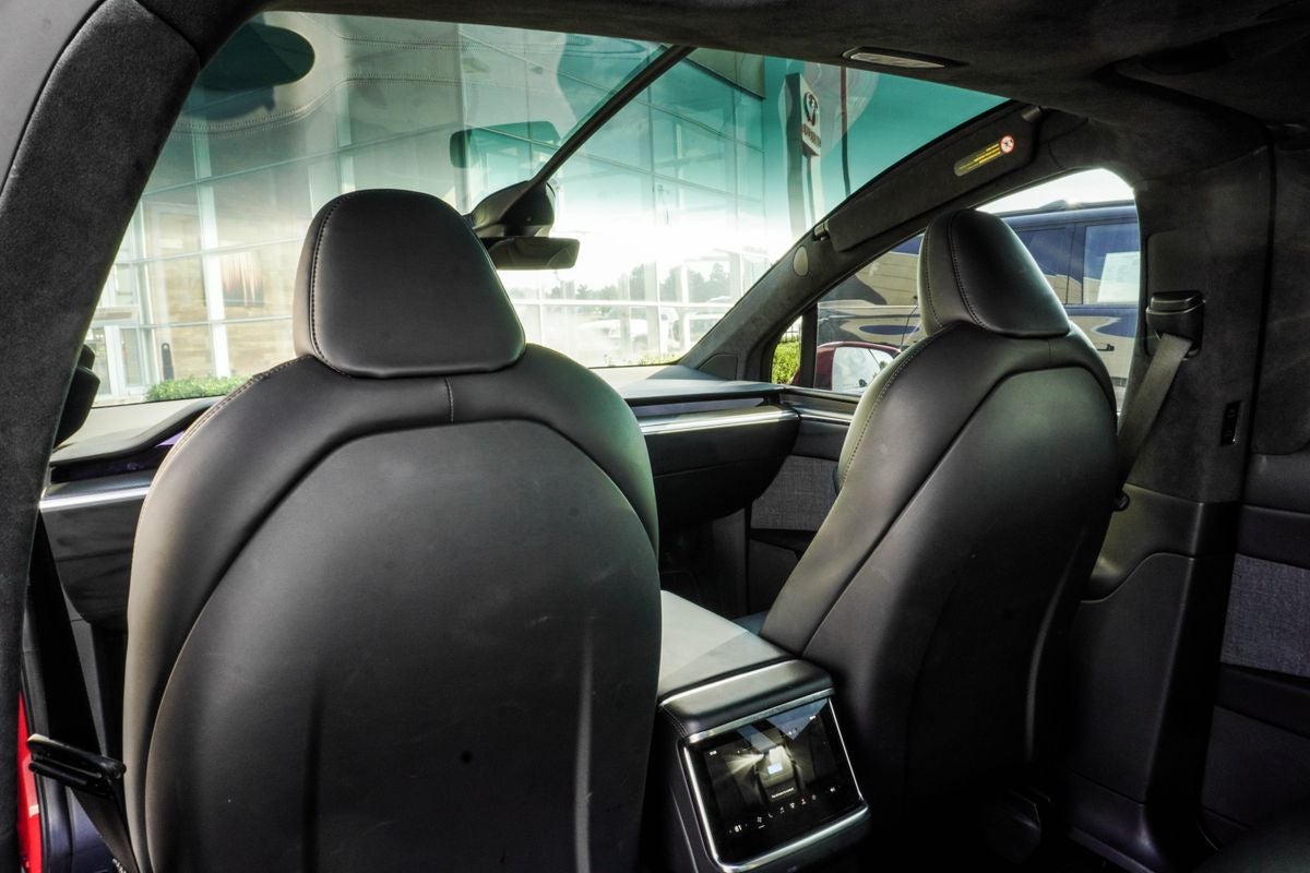 2022 Tesla Model X Plaid