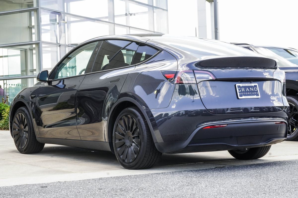 2024 Tesla Model Y Long Range