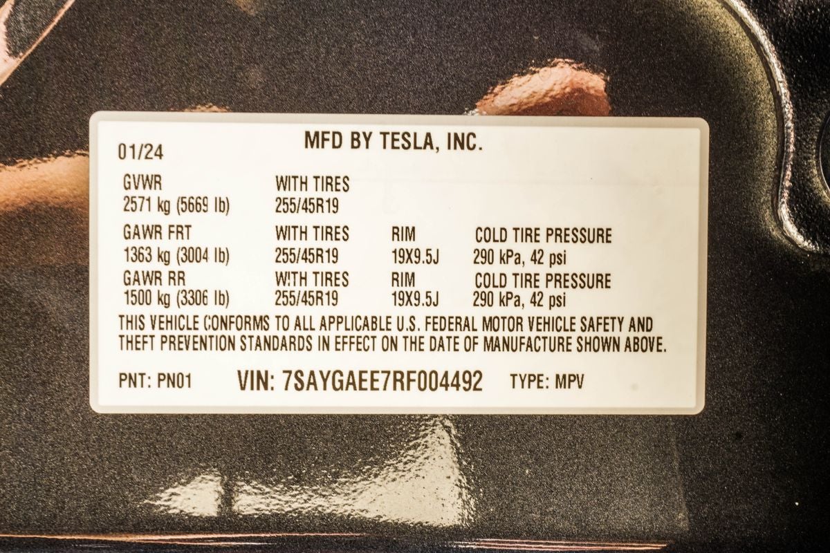 2024 Tesla Model Y Long Range