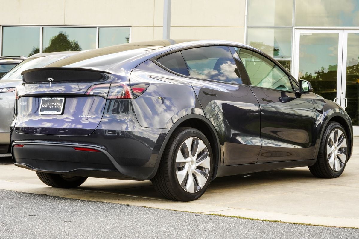 2024 Tesla Model Y Long Range