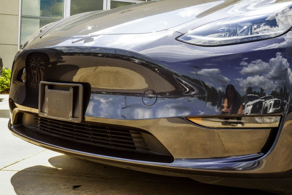 Used 2024 Tesla Model Y Long Range with VIN 7SAYGDEE3RA243942 for sale in Macon, GA