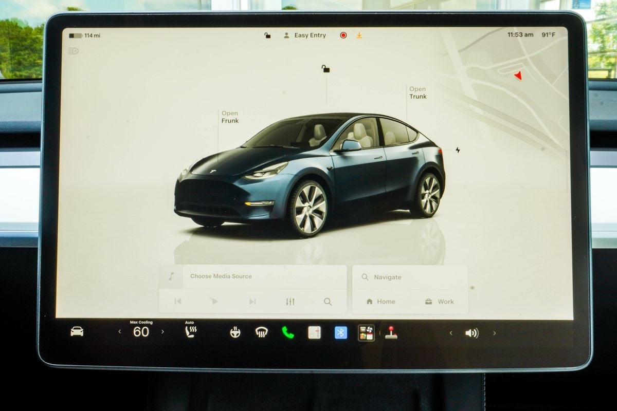 2024 Tesla Model Y Long Range
