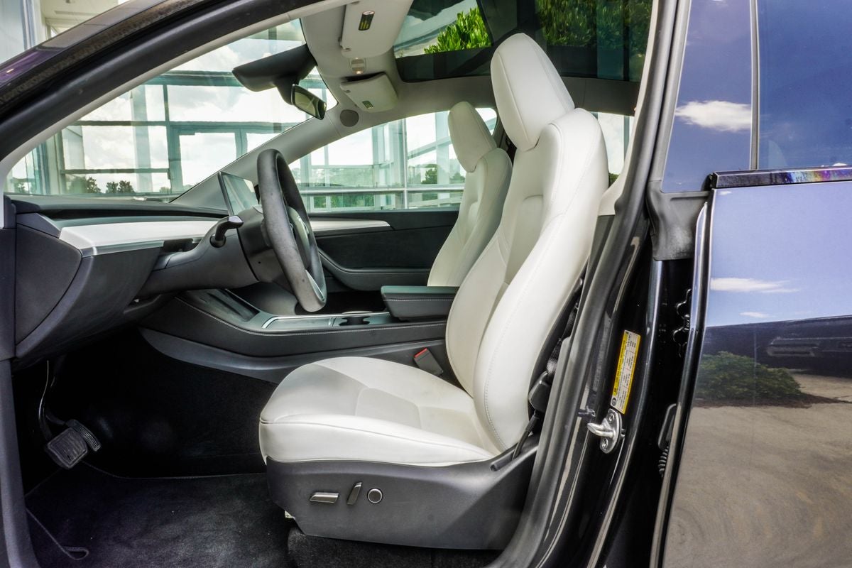 2024 Tesla Model Y Long Range