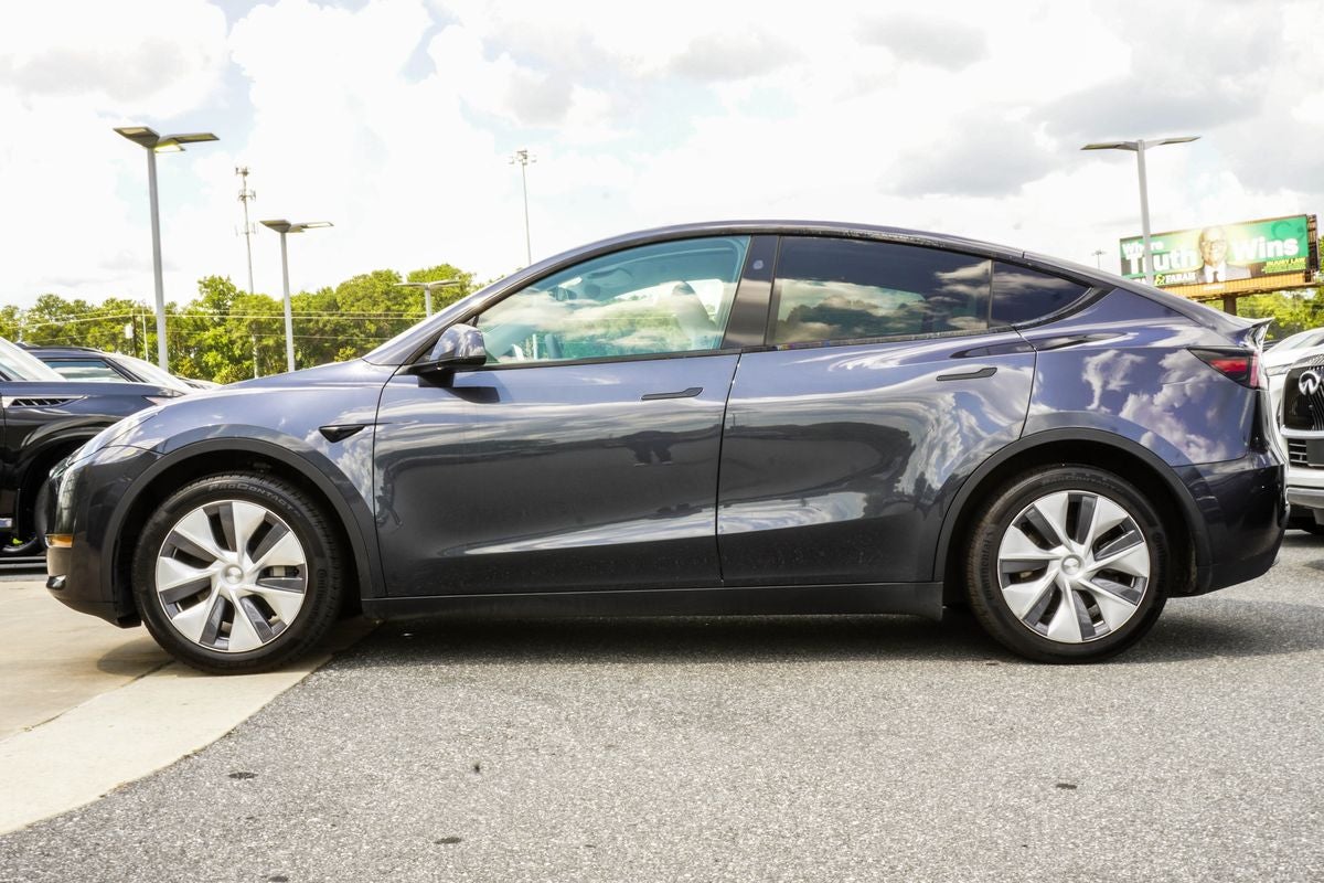 2024 Tesla Model Y Long Range