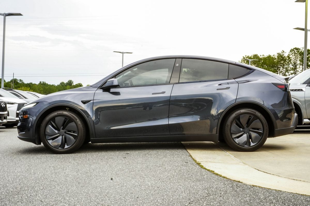 2026 Tesla Model Y Standard Range