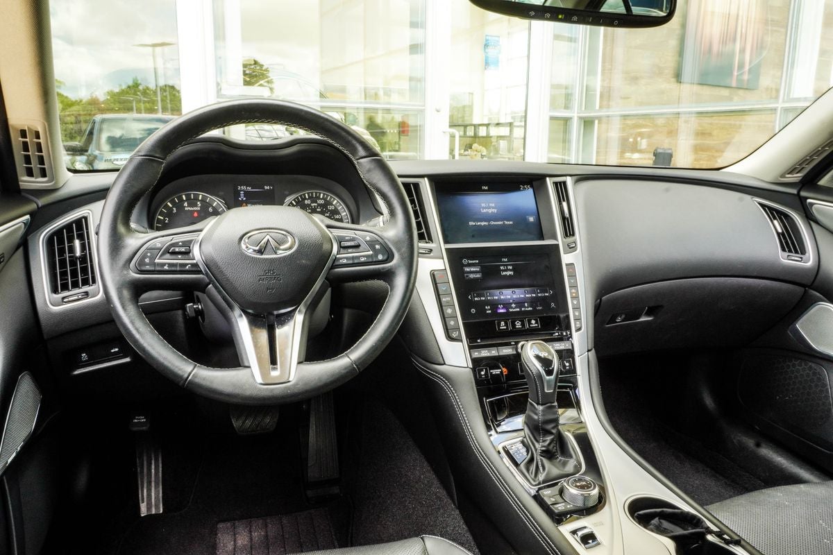 2023 INFINITI Q50 LUXE