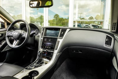 2023 INFINITI Q50 LUXE