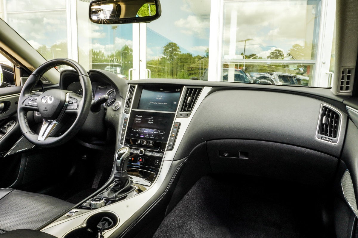 2023 INFINITI Q50 LUXE