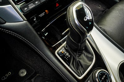 2023 INFINITI Q50 LUXE