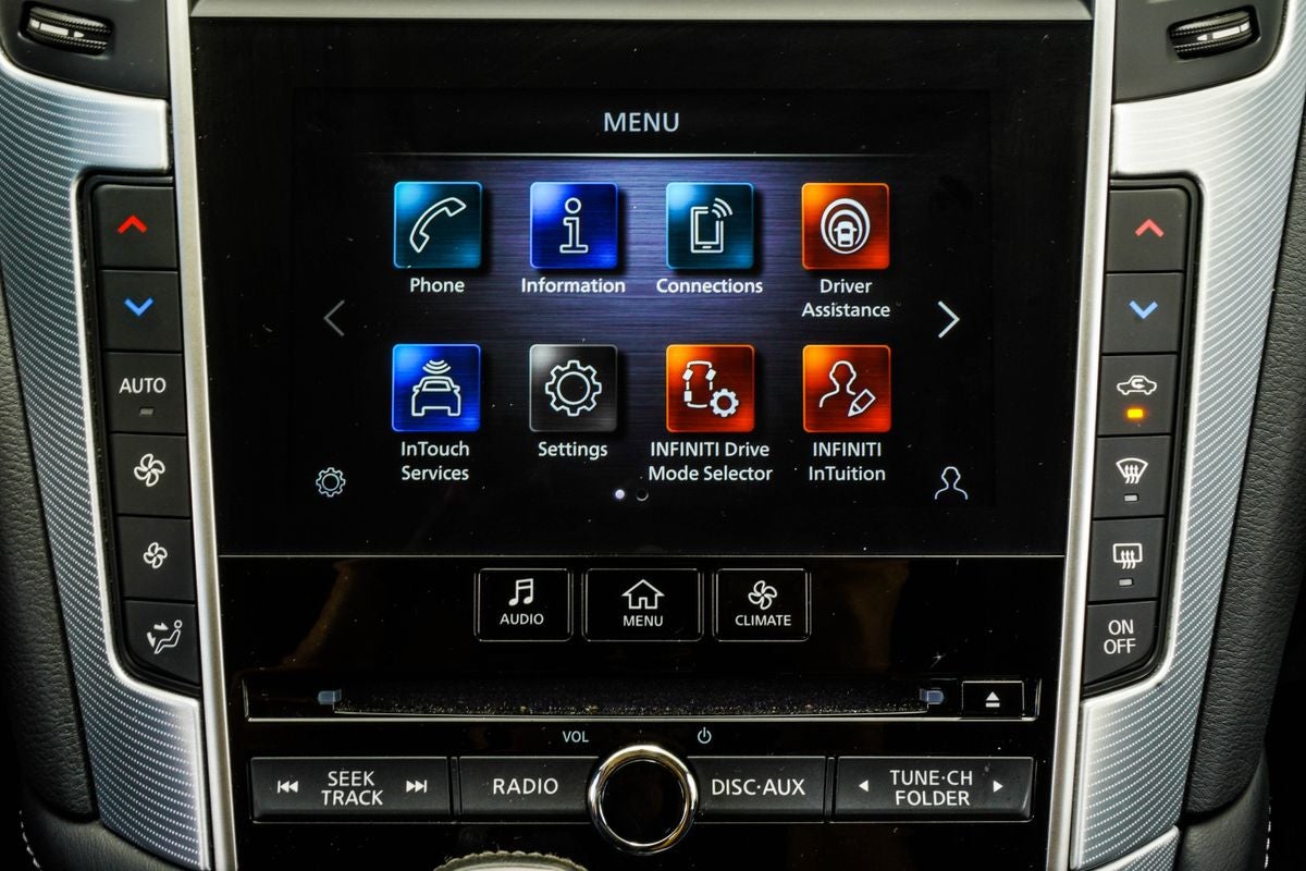 2023 INFINITI Q50 LUXE