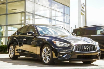 2023 INFINITI Q50 LUXE