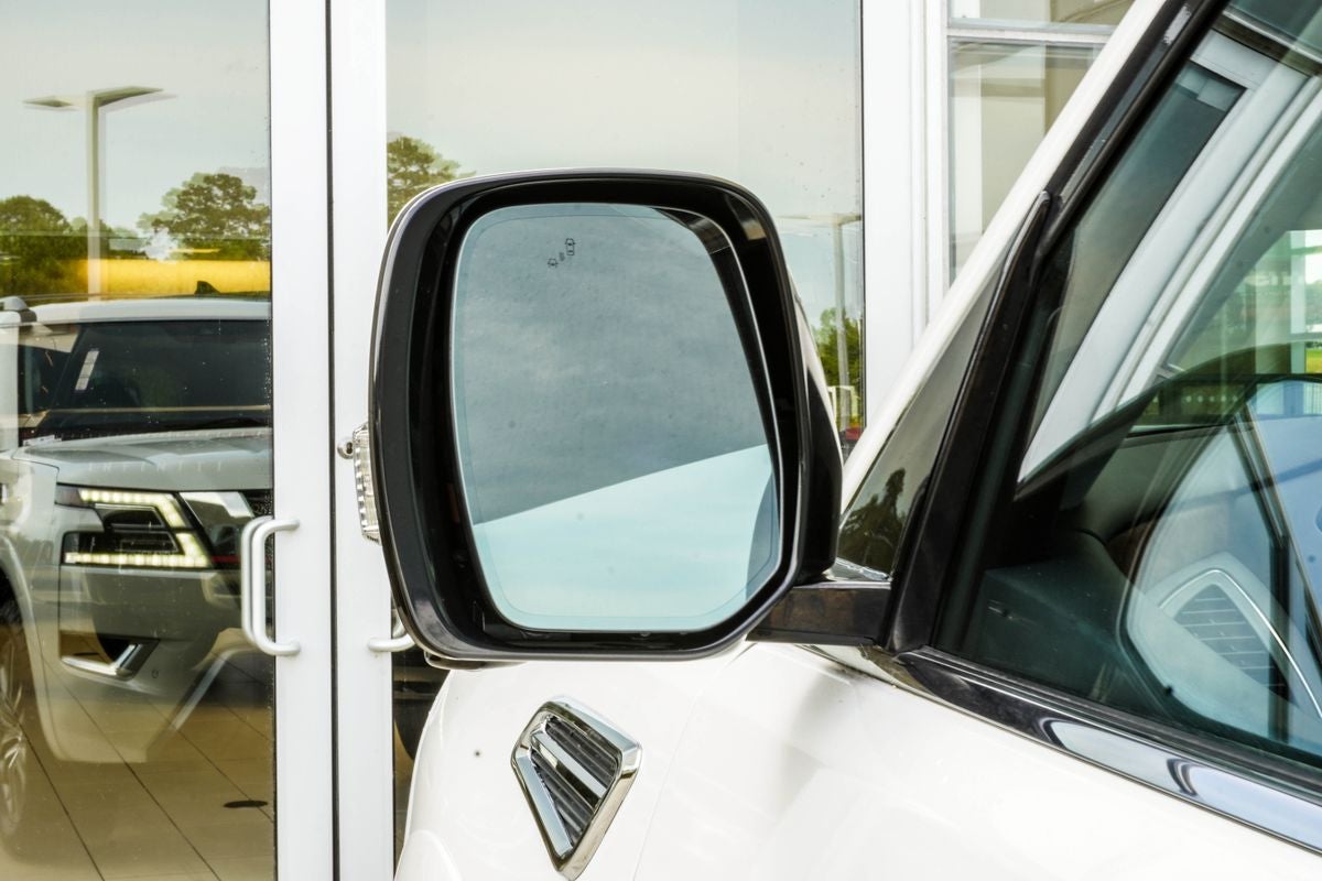 2022 Nissan Armada SL