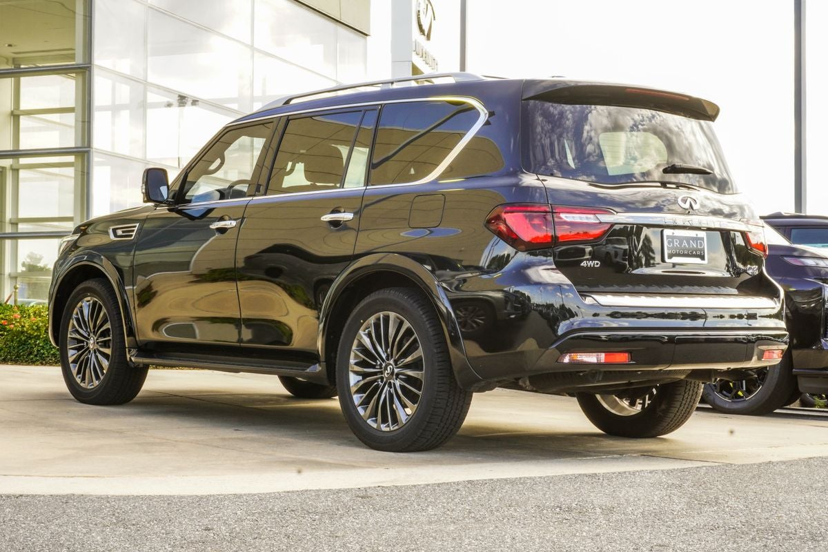 2024 INFINITI QX80 Premium Select