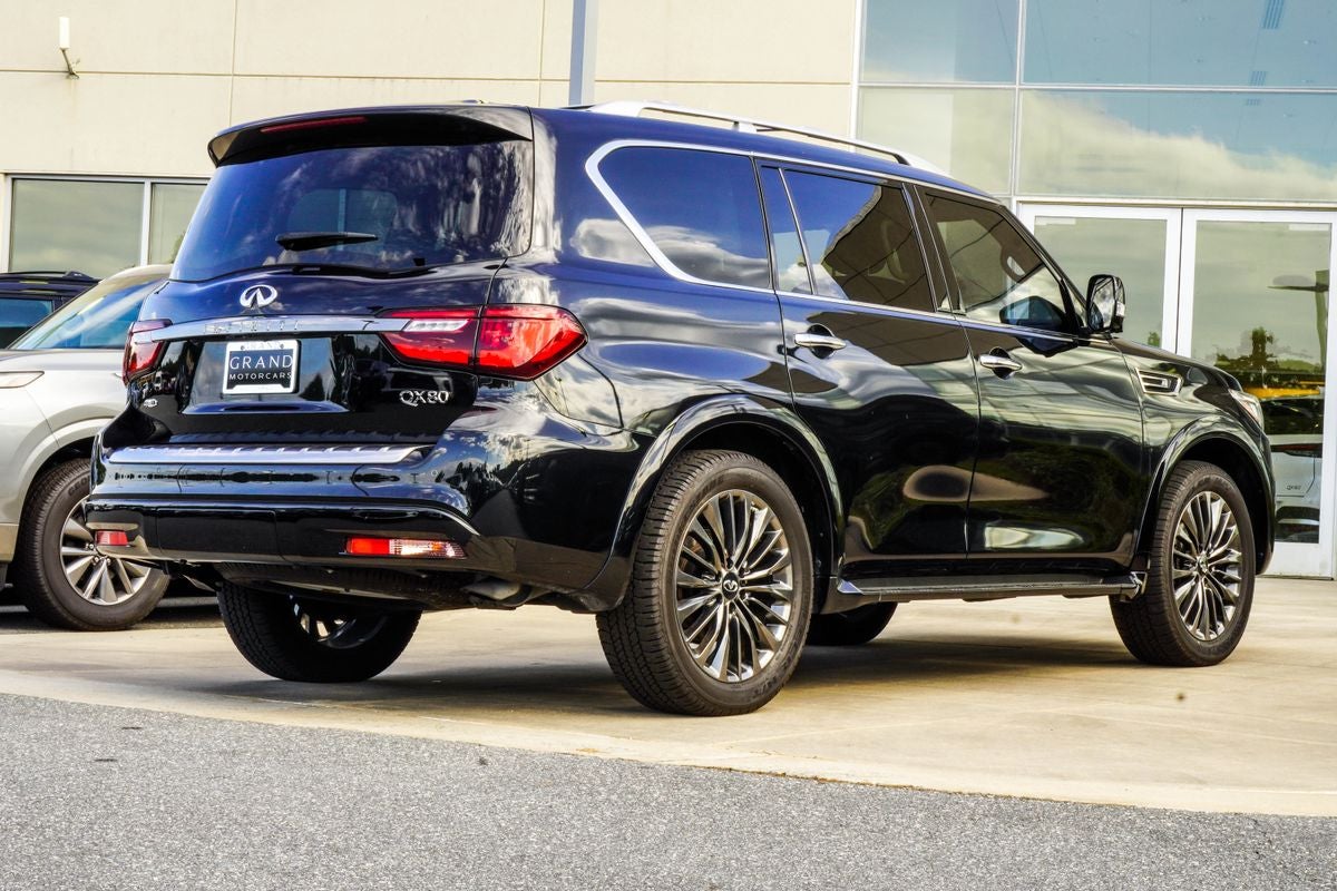 2024 INFINITI QX80 Premium Select