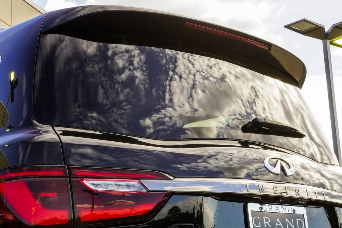 2024 INFINITI QX80 Premium Select