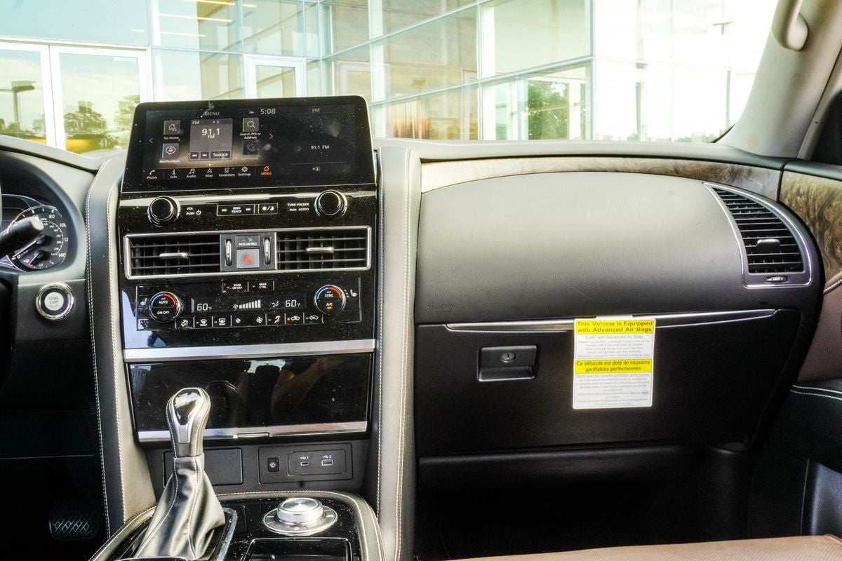2024 INFINITI QX80 Premium Select