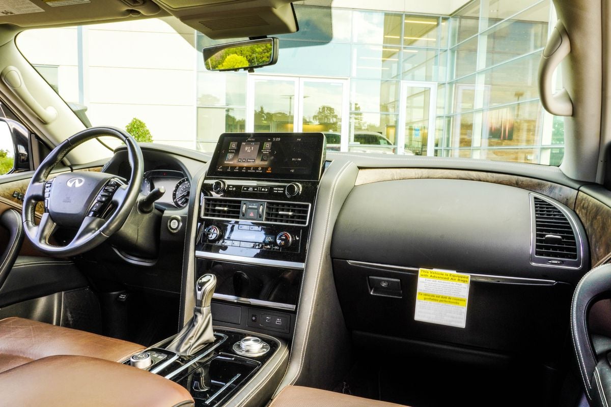 2024 INFINITI QX80 Premium Select