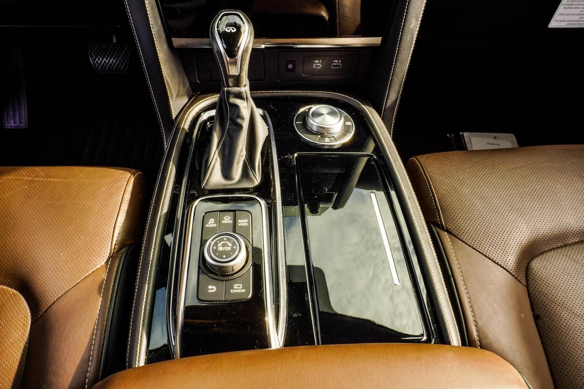 2024 INFINITI QX80 Premium Select