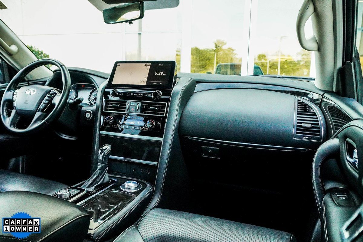 2024 INFINITI QX80 LUXE