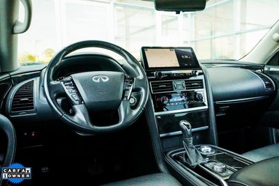 2024 INFINITI QX80 LUXE