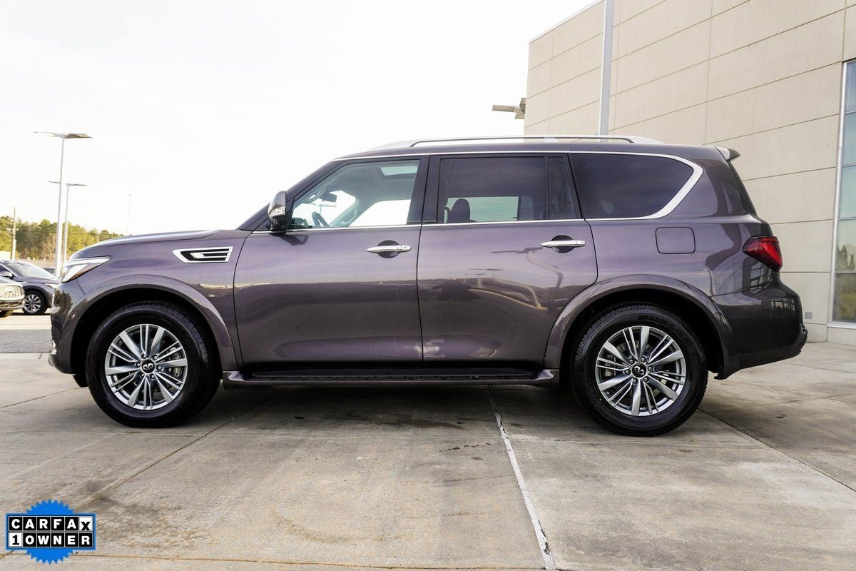 2024 INFINITI QX80 LUXE