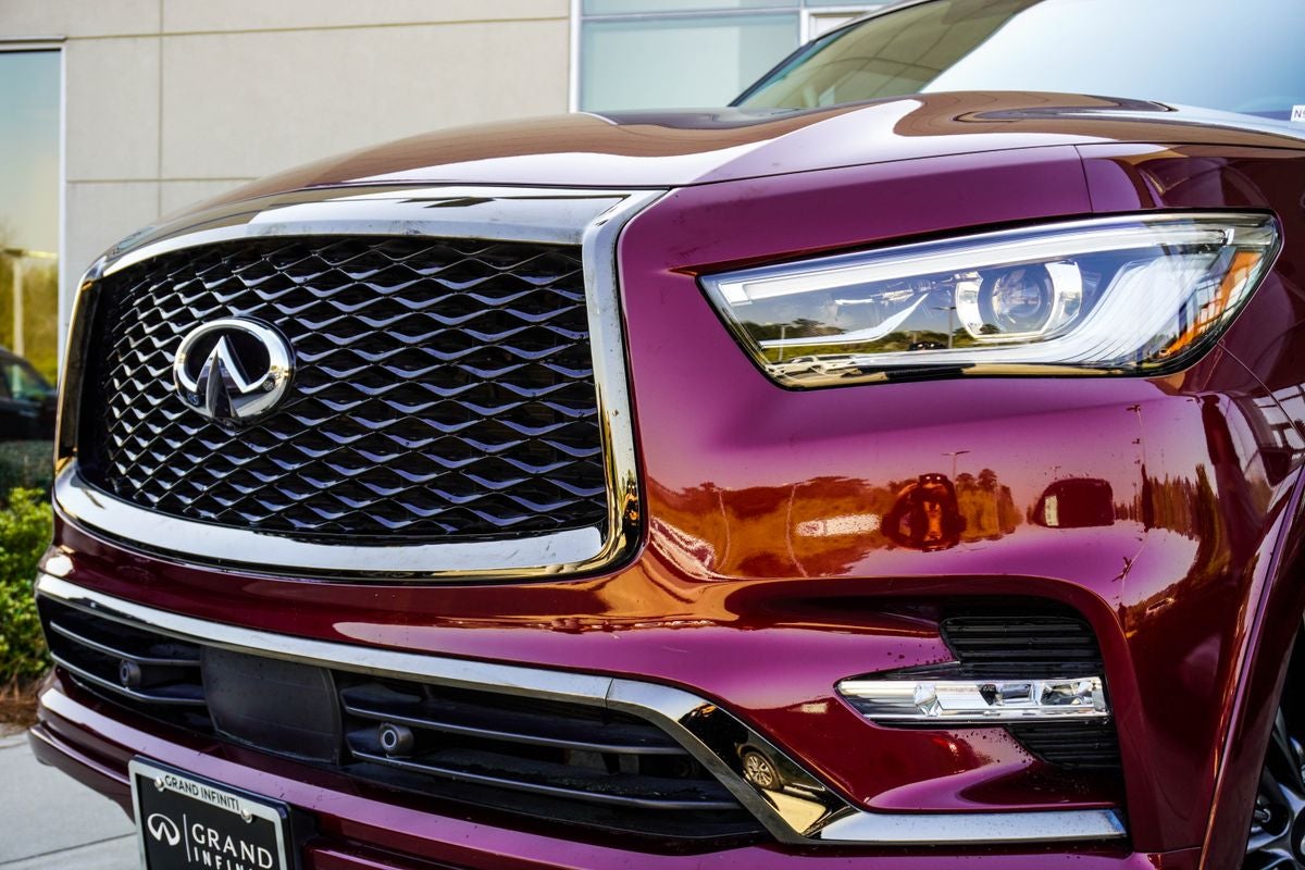 2022 INFINITI QX80 Premium Select