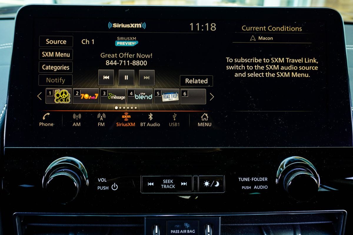 2022 INFINITI QX80 Premium Select