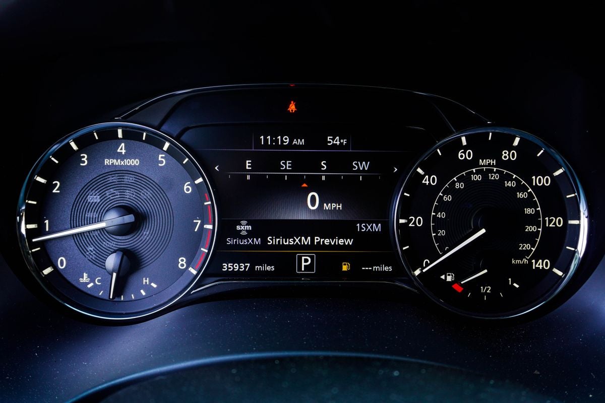 2022 INFINITI QX80 Premium Select