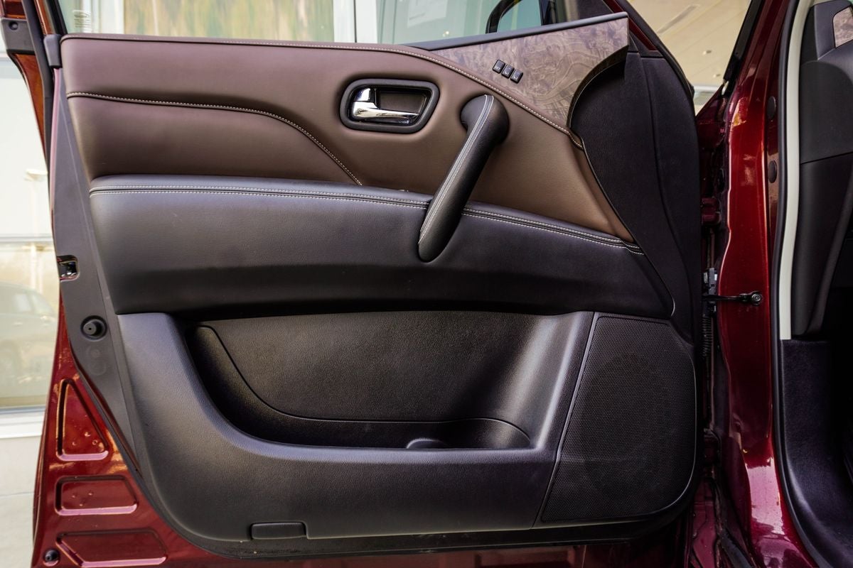 2022 INFINITI QX80 Premium Select