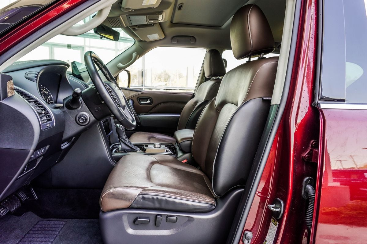 2022 INFINITI QX80 Premium Select