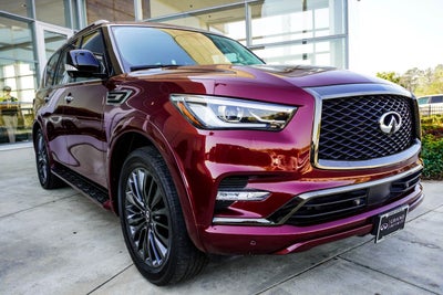 2022 INFINITI QX80 Premium Select