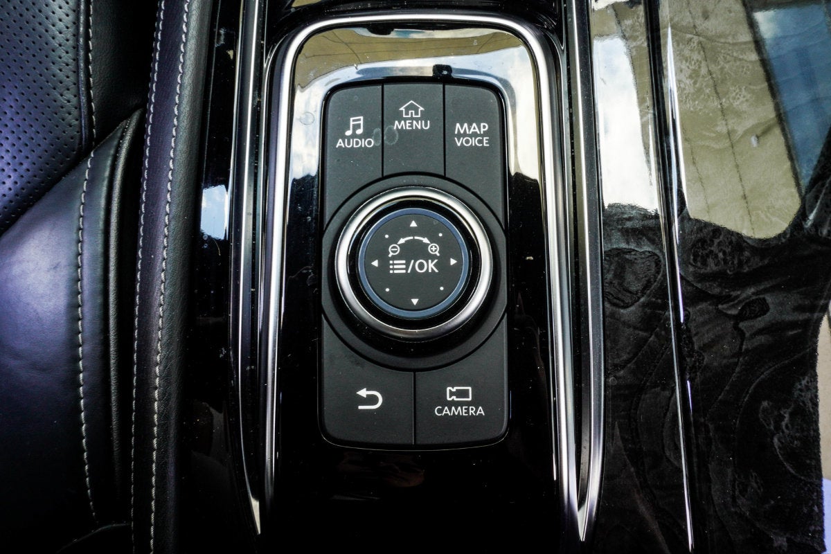 2024 INFINITI QX80 Sensory