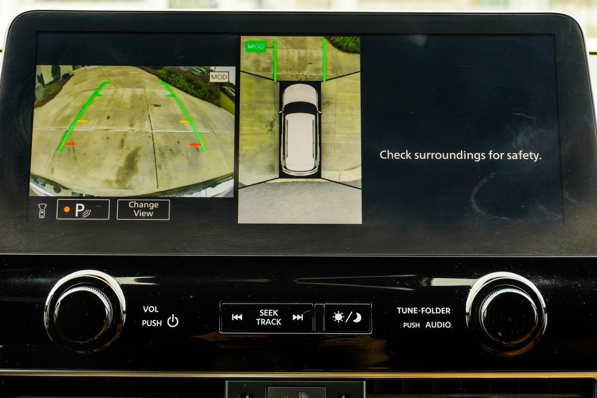 2023 INFINITI QX80 Sensory