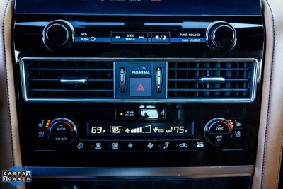 2023 INFINITI QX80 Sensory