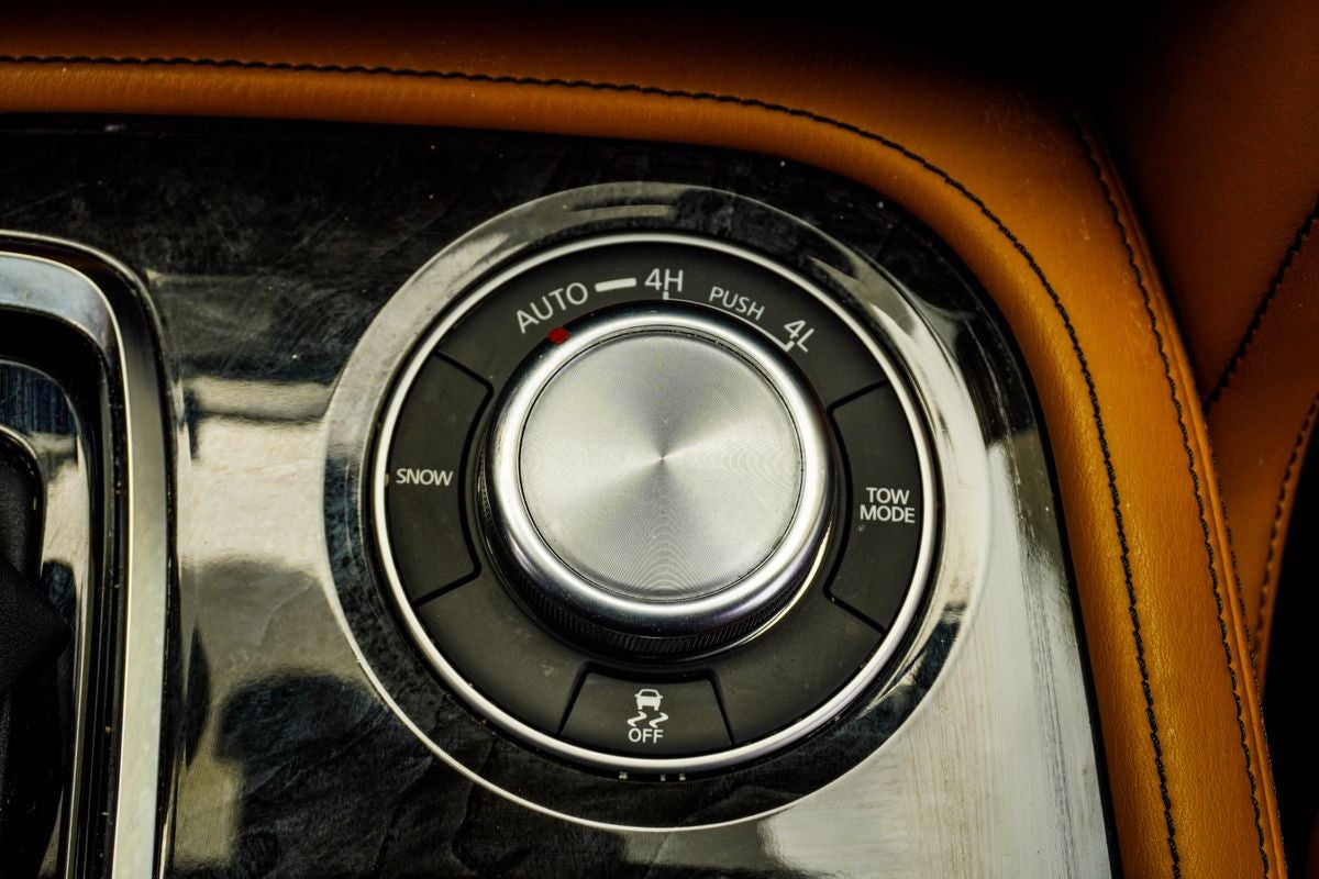 2023 INFINITI QX80 Sensory