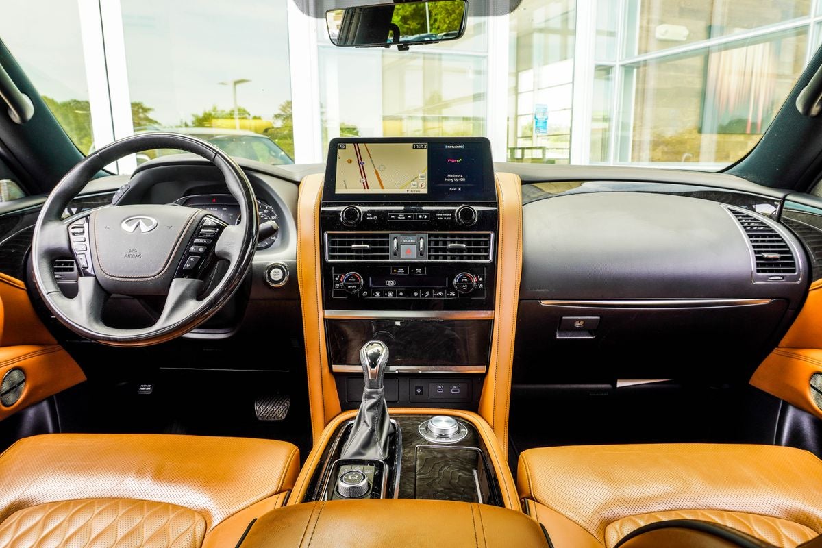 2023 INFINITI QX80 Sensory