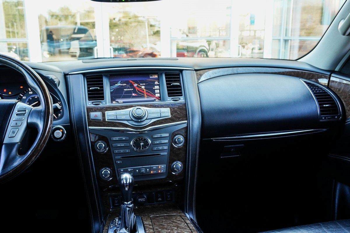 2017 INFINITI QX80 Base