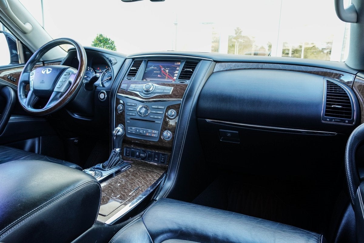 2017 INFINITI QX80 Base