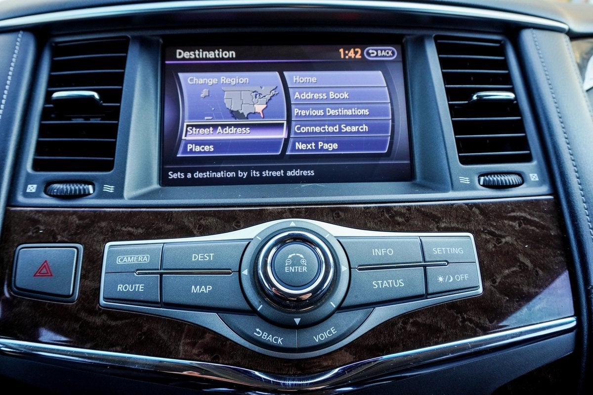 2017 INFINITI QX80 Base