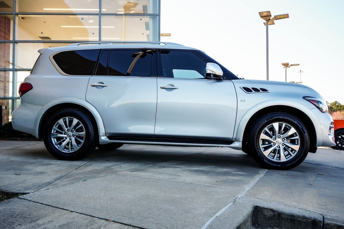 2017 INFINITI QX80 Base
