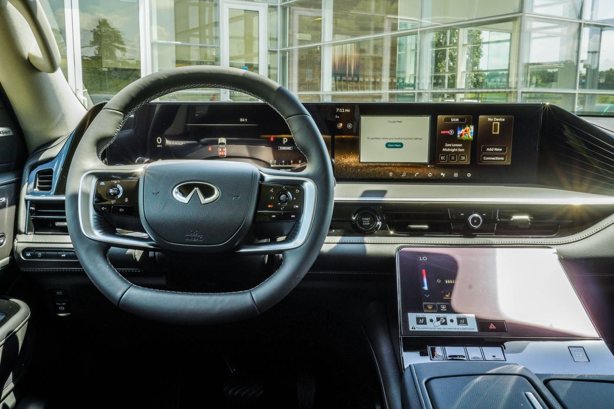 2027 INFINITI QX80 PURE