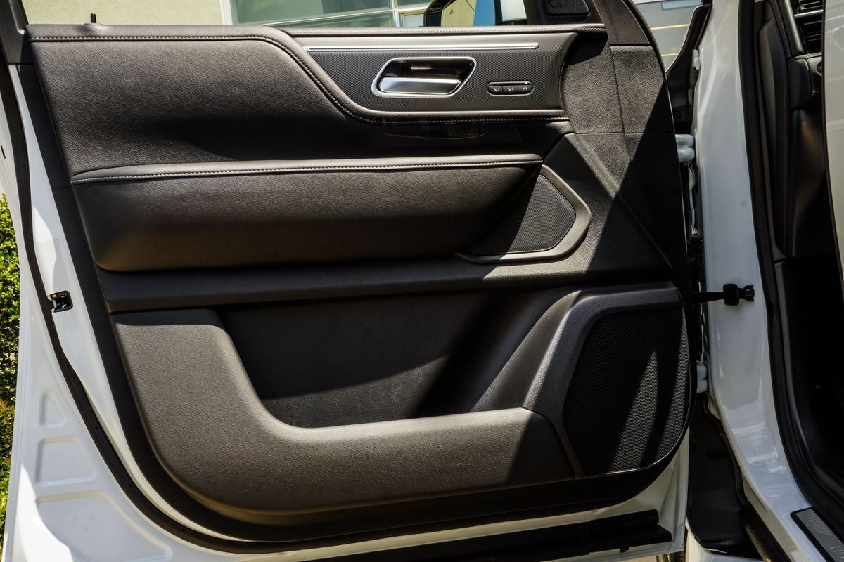 2027 INFINITI QX80 PURE